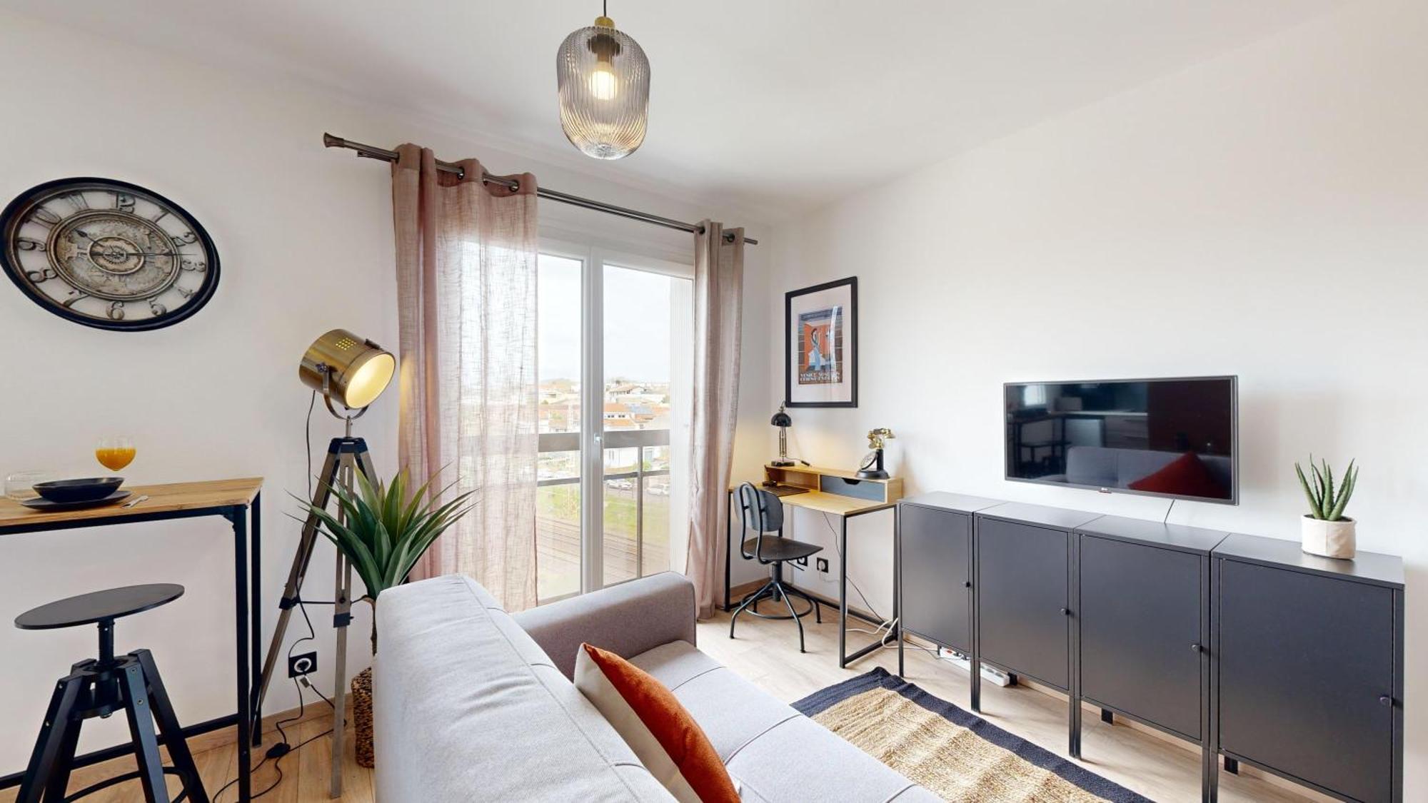 شقة Expat Renting - L'Orient Express - Parking - Wifi تولوز المظهر الخارجي الصورة